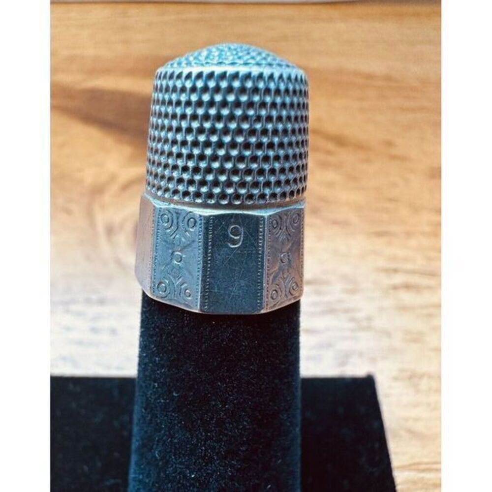 Antique Simons Bros & Co Sterling Silver Thimble Concave Panels Squares Size 9 - Picture 6 of 12